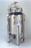 Rosedale multi-basket strainers and bag filters offer a wide range of flow capacities and contaminant-holding capabilities. They contain from 2 to 23 baskets. multi_basket_housing
